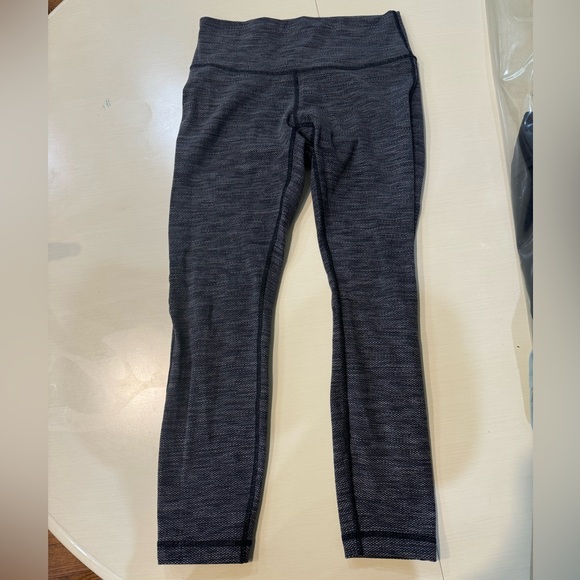 Lululemon leggings - Picture 2 of 5